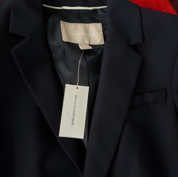 Banana Republic Jackets & Blazers - Brand new Banana Republic pant suit Banana Republic Jackets & Blazers - Brand new Banana Republic pant suit